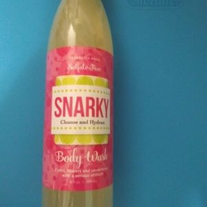 New Sealed Perfectly Posh Snarky Body Wash